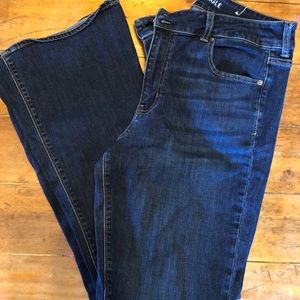 Like new American Eagle Flared/Bootcut Jeans